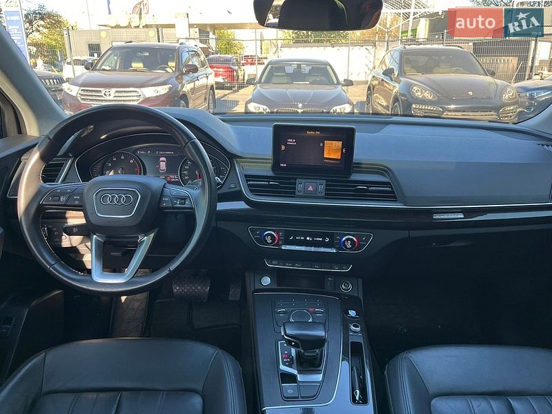 Внедорожник / Кроссовер Audi Q5 2019 в Виннице