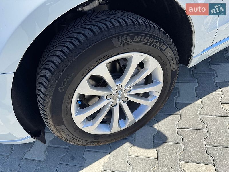 Внедорожник / Кроссовер Audi Q5 2016 в Львове