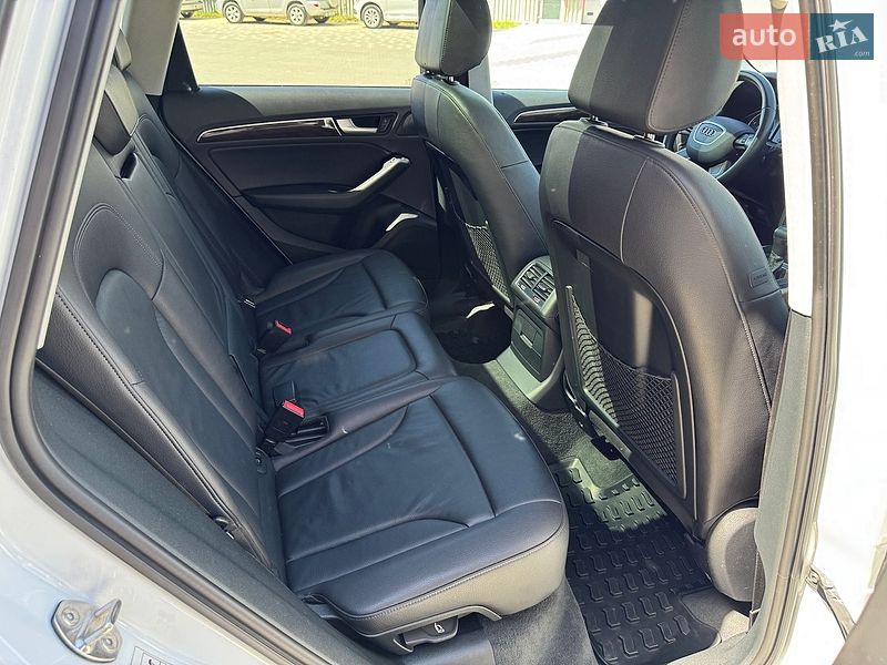 Внедорожник / Кроссовер Audi Q5 2016 в Львове