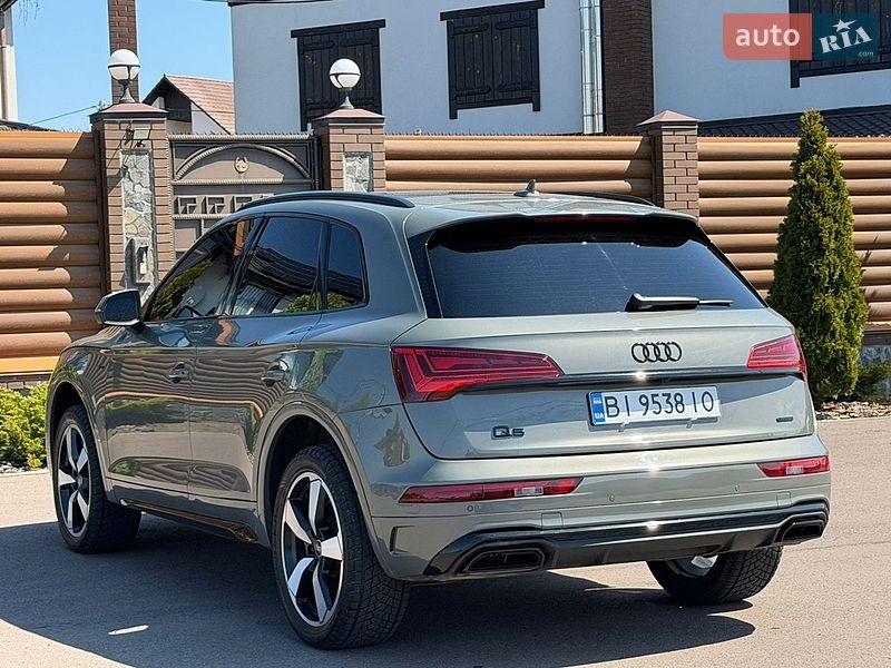 Внедорожник / Кроссовер Audi Q5 2023 в Киеве