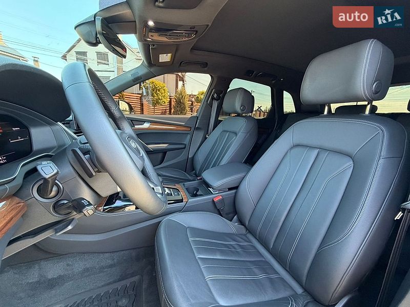 Внедорожник / Кроссовер Audi Q5 2023 в Киеве