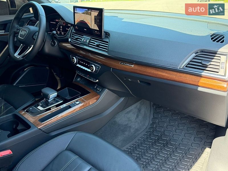 Внедорожник / Кроссовер Audi Q5 2023 в Киеве