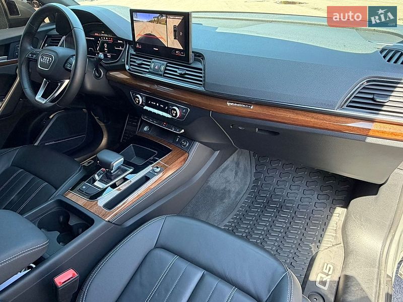 Внедорожник / Кроссовер Audi Q5 2023 в Киеве