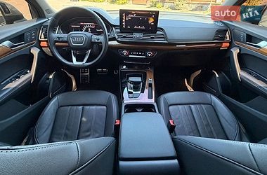 Внедорожник / Кроссовер Audi Q5 2023 в Киеве