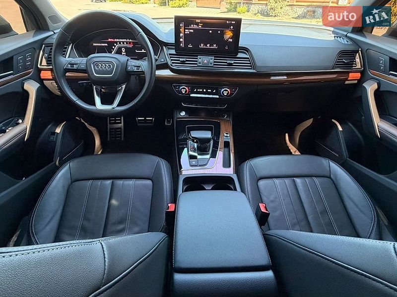 Внедорожник / Кроссовер Audi Q5 2023 в Киеве