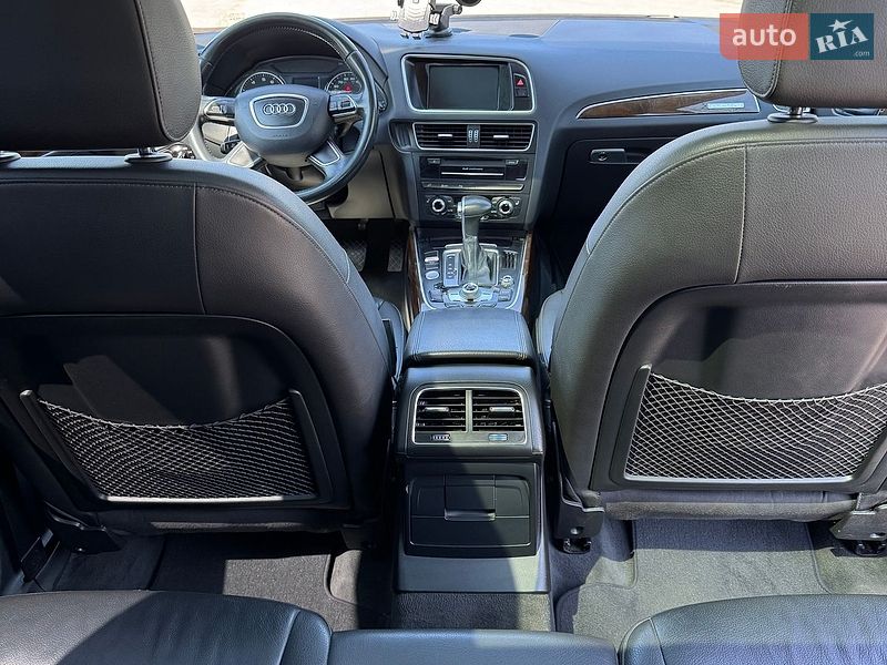 Внедорожник / Кроссовер Audi Q5 2015 в Полтаве