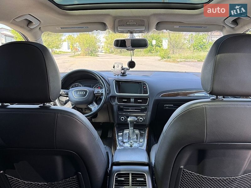 Внедорожник / Кроссовер Audi Q5 2015 в Полтаве