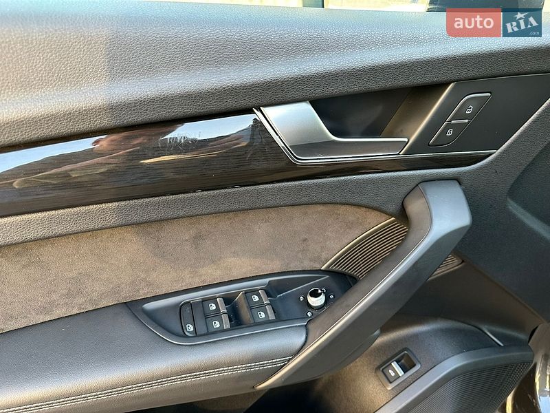 Внедорожник / Кроссовер Audi Q5 2018 в Киеве