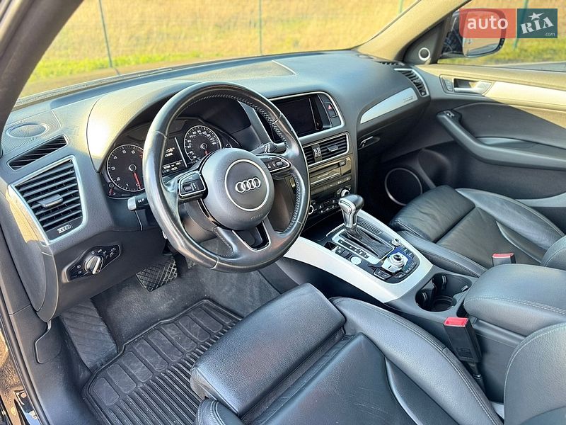 Внедорожник / Кроссовер Audi Q5 2016 в Ровно