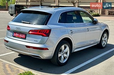 Внедорожник / Кроссовер Audi Q5 2019 в Киеве