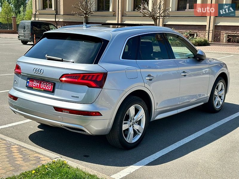Внедорожник / Кроссовер Audi Q5 2019 в Киеве