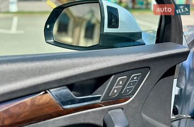 Внедорожник / Кроссовер Audi Q5 2019 в Киеве