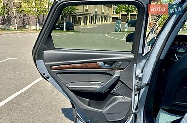 Внедорожник / Кроссовер Audi Q5 2019 в Киеве