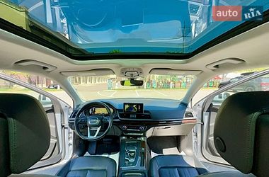 Внедорожник / Кроссовер Audi Q5 2019 в Киеве