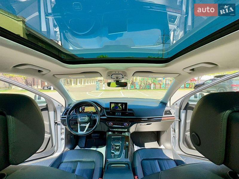 Внедорожник / Кроссовер Audi Q5 2019 в Киеве