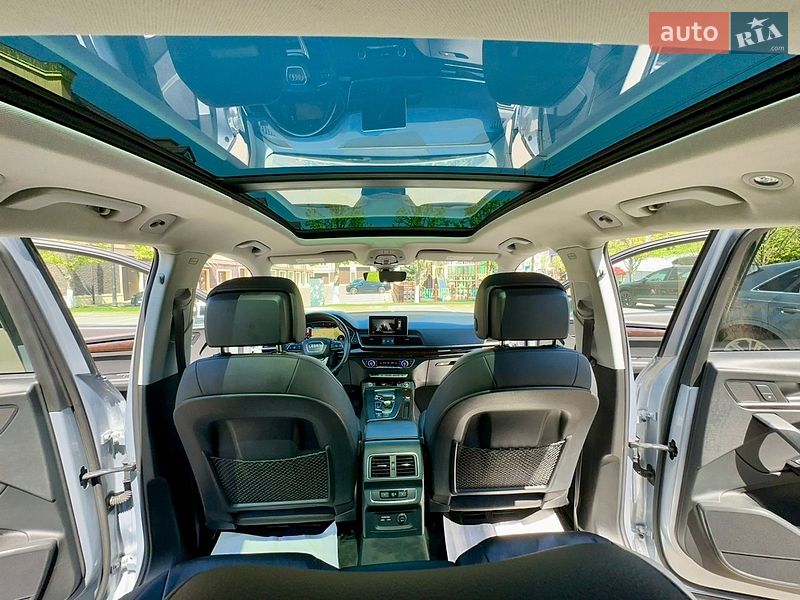 Внедорожник / Кроссовер Audi Q5 2019 в Киеве
