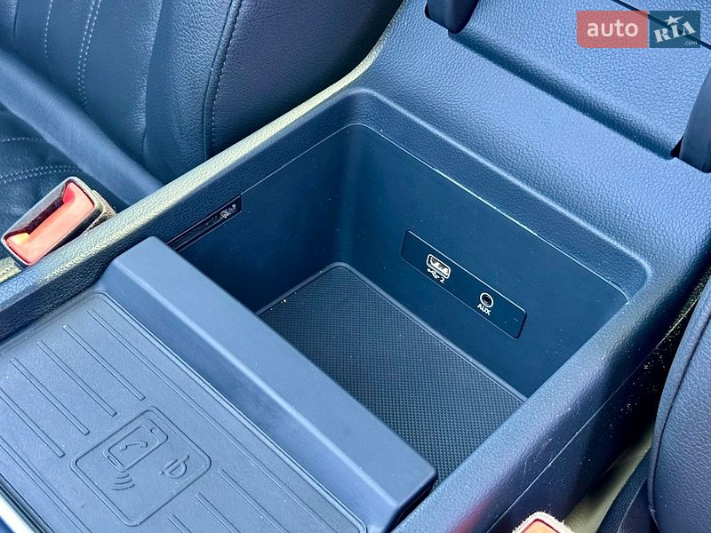 Внедорожник / Кроссовер Audi Q5 2019 в Киеве