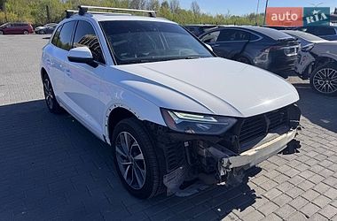 Внедорожник / Кроссовер Audi Q5 2020 в Львове