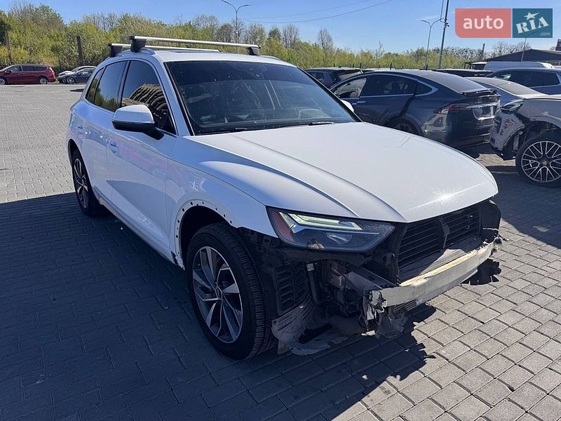 Внедорожник / Кроссовер Audi Q5 2020 в Львове