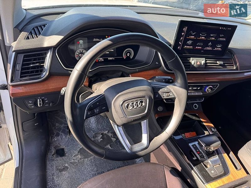 Внедорожник / Кроссовер Audi Q5 2020 в Львове