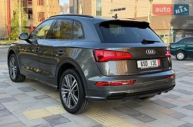 Внедорожник / Кроссовер Audi Q5 2019 в Днепре