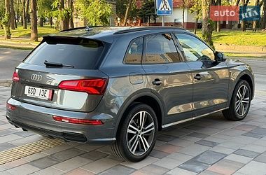 Внедорожник / Кроссовер Audi Q5 2019 в Днепре