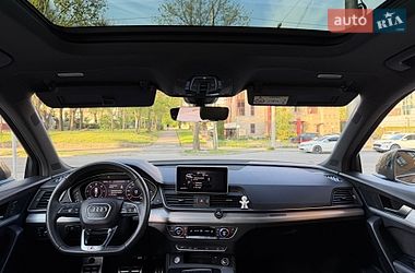 Внедорожник / Кроссовер Audi Q5 2019 в Днепре