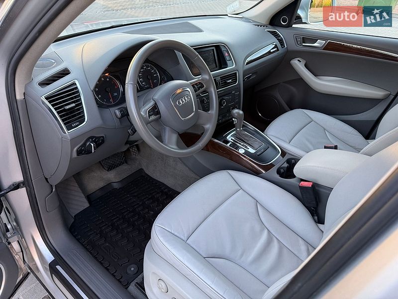 Внедорожник / Кроссовер Audi Q5 2012 в Житомире