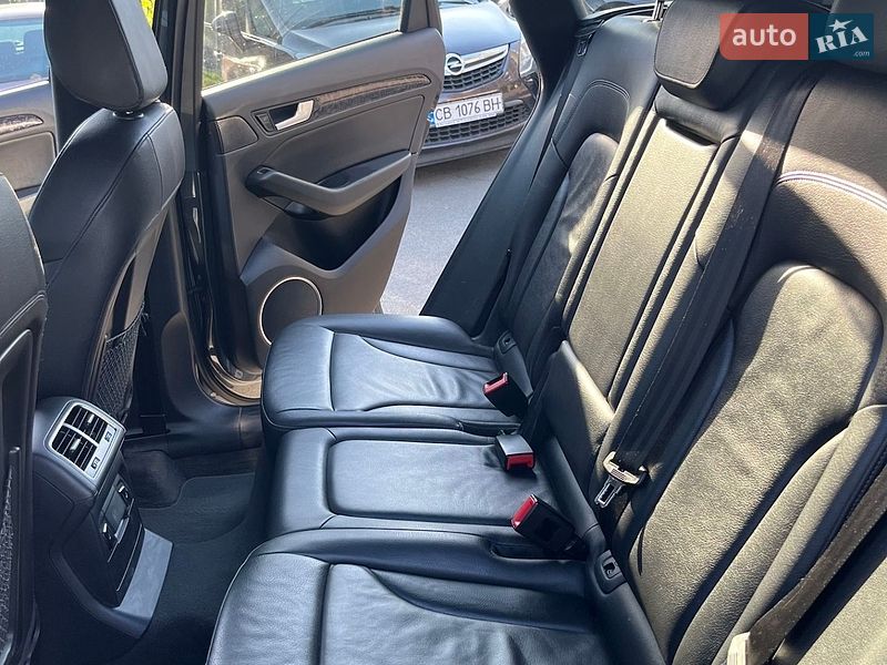 Внедорожник / Кроссовер Audi Q5 2014 в Киеве