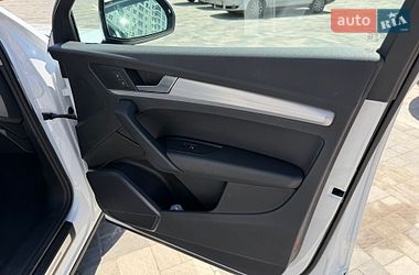 Внедорожник / Кроссовер Audi Q5 2018 в Киеве