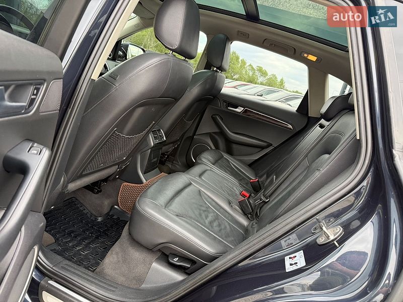 Внедорожник / Кроссовер Audi Q5 2011 в Стрые