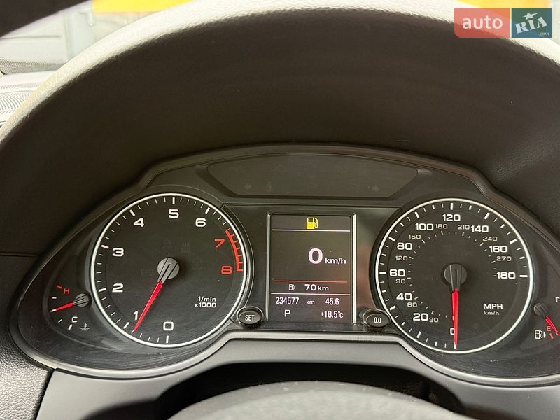 Внедорожник / Кроссовер Audi Q5 2011 в Стрые