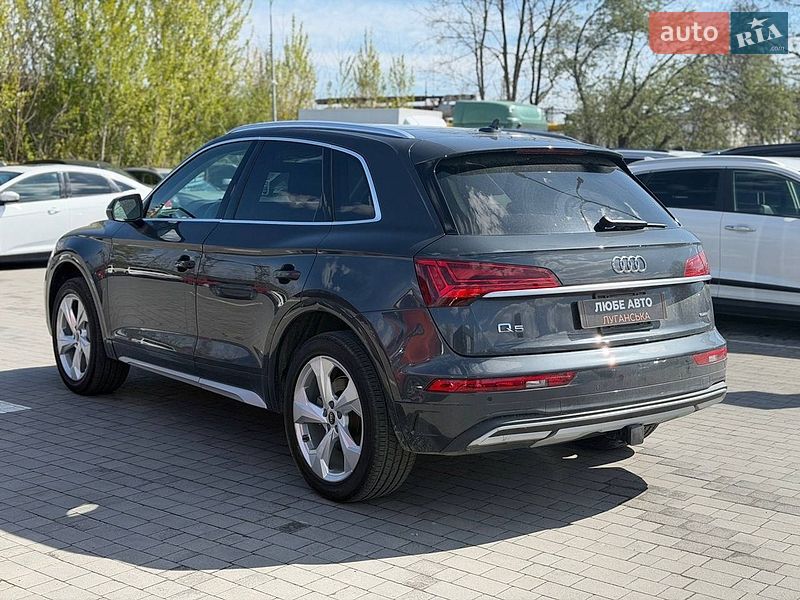 Внедорожник / Кроссовер Audi Q5 2020 в Львове