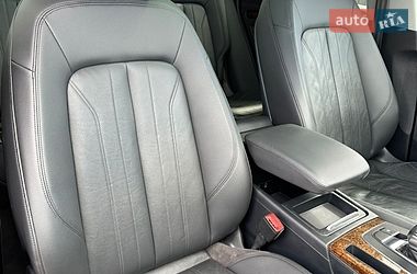Внедорожник / Кроссовер Audi Q5 2018 в Ужгороде