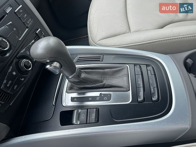 Внедорожник / Кроссовер Audi Q5 2012 в Мукачево