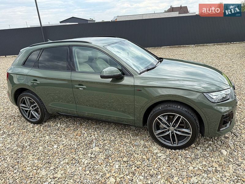 Внедорожник / Кроссовер Audi Q5 2022 в Стрые