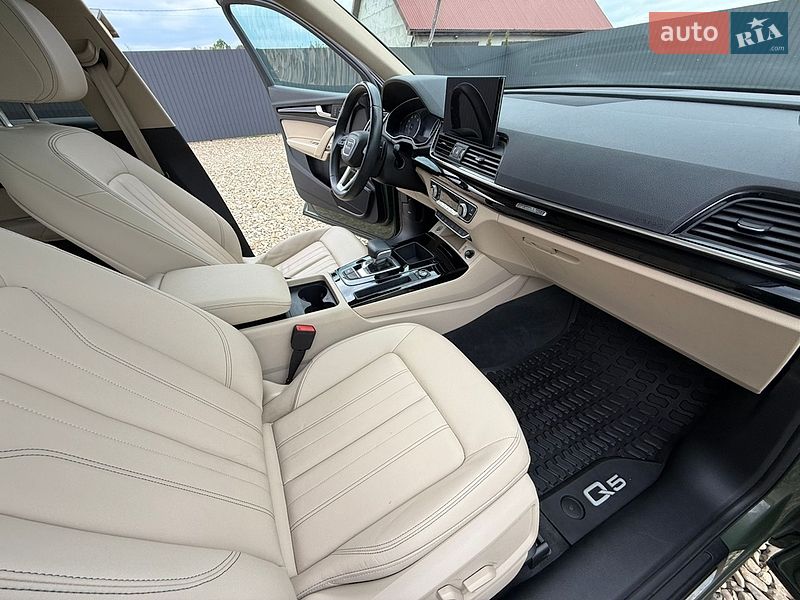 Внедорожник / Кроссовер Audi Q5 2022 в Стрые