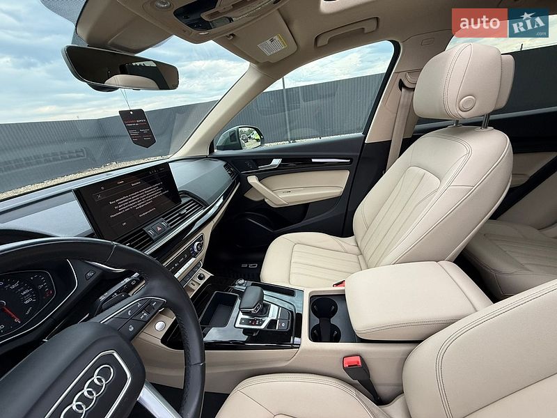Внедорожник / Кроссовер Audi Q5 2022 в Стрые
