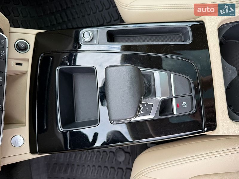 Внедорожник / Кроссовер Audi Q5 2022 в Стрые