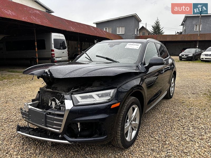 Внедорожник / Кроссовер Audi Q5 2018 в Стрые