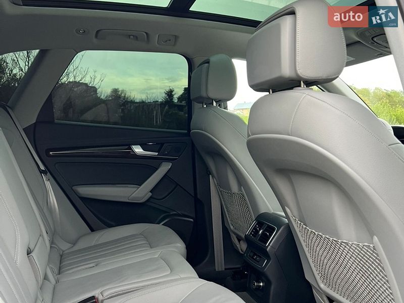 Внедорожник / Кроссовер Audi Q5 2017 в Львове