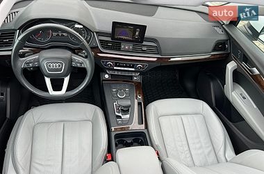 Внедорожник / Кроссовер Audi Q5 2017 в Львове