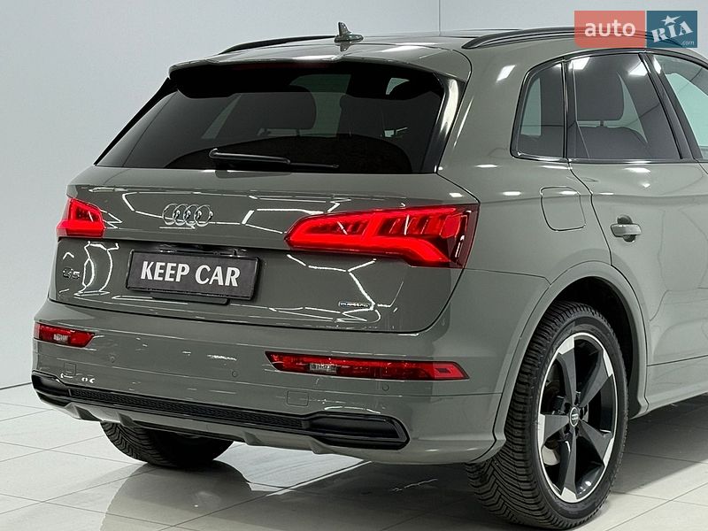 Внедорожник / Кроссовер Audi Q5 2019 в Одессе