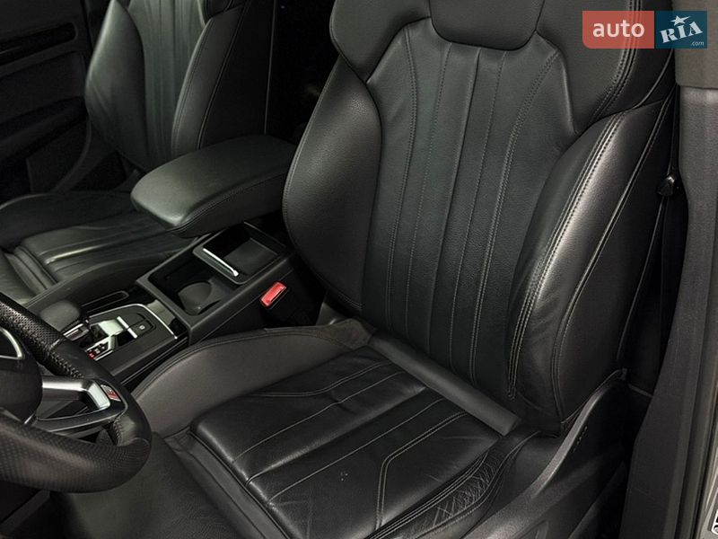 Внедорожник / Кроссовер Audi Q5 2019 в Одессе