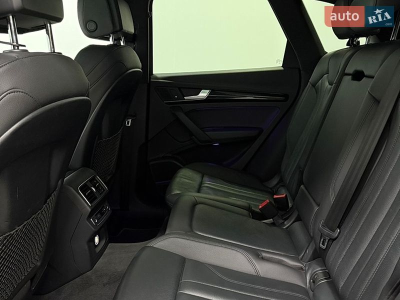 Внедорожник / Кроссовер Audi Q5 2019 в Одессе