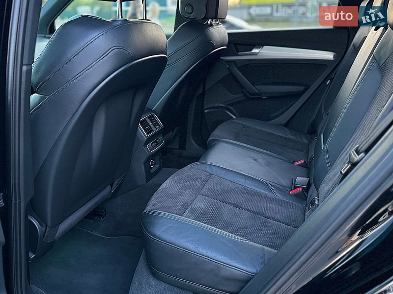 Внедорожник / Кроссовер Audi Q5 2017 в Киеве