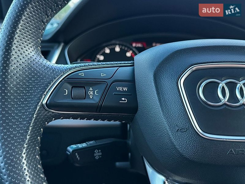 Внедорожник / Кроссовер Audi Q5 2017 в Киеве