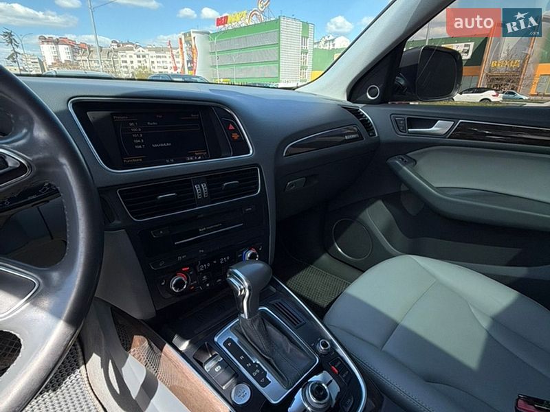 Позашляховик / Кросовер Audi Q5 2012 в Івано-Франківську
