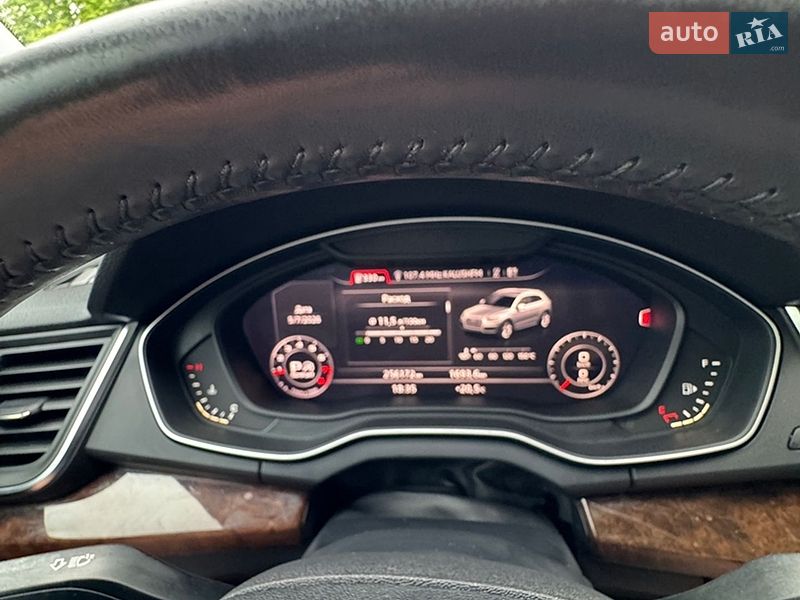 Внедорожник / Кроссовер Audi Q5 2018 в Ивано-Франковске