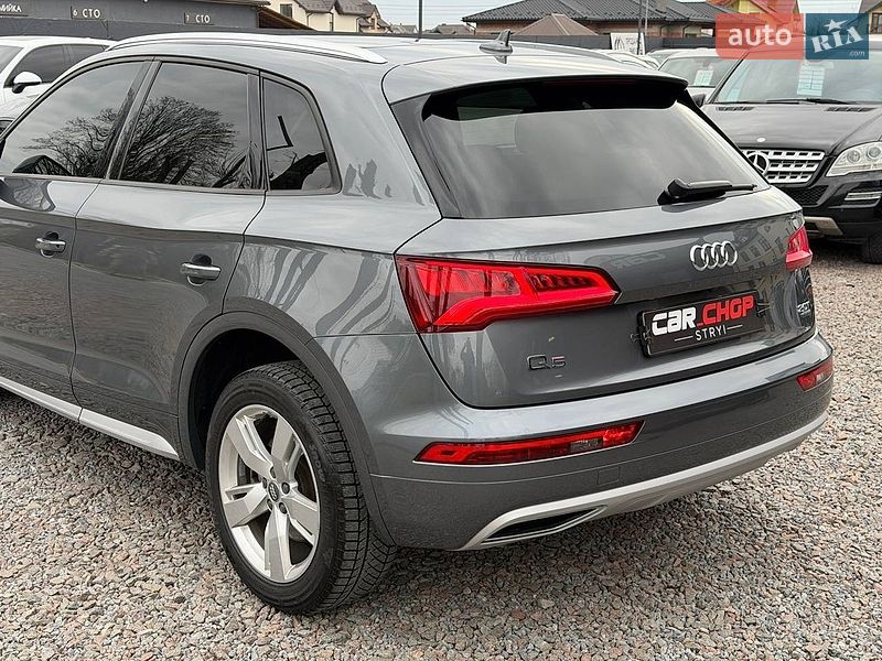 Внедорожник / Кроссовер Audi Q5 2017 в Стрые